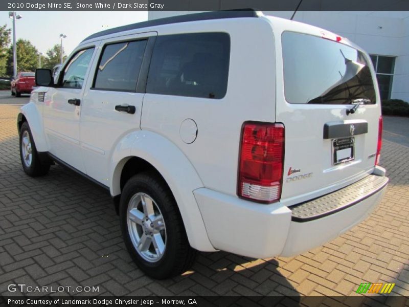 Stone White / Dark Slate Gray 2010 Dodge Nitro SE