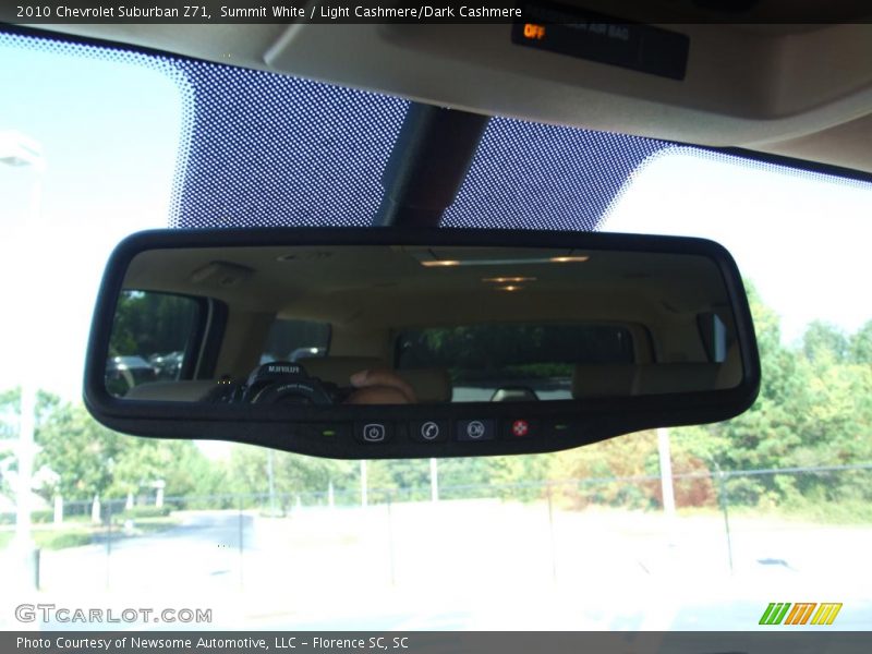 Summit White / Light Cashmere/Dark Cashmere 2010 Chevrolet Suburban Z71