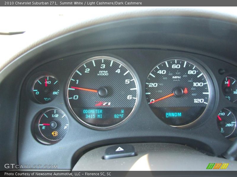 Summit White / Light Cashmere/Dark Cashmere 2010 Chevrolet Suburban Z71