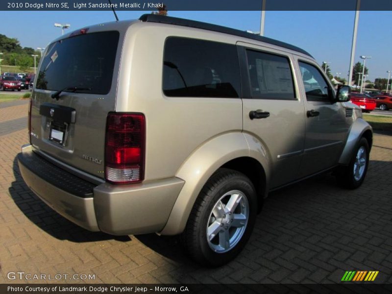 Light Sandstone Metallic / Khaki 2010 Dodge Nitro SE