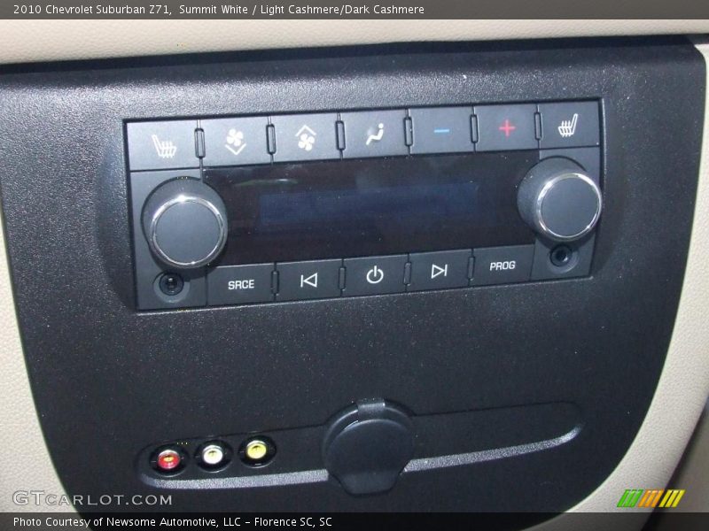 Summit White / Light Cashmere/Dark Cashmere 2010 Chevrolet Suburban Z71