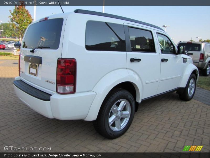 Stone White / Khaki 2010 Dodge Nitro SE