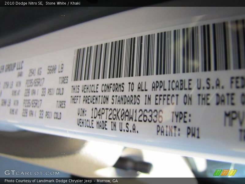 Stone White / Khaki 2010 Dodge Nitro SE