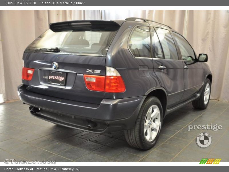 Toledo Blue Metallic / Black 2005 BMW X5 3.0i