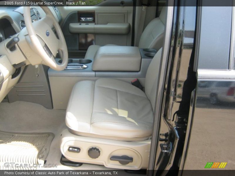 Black / Tan 2005 Ford F150 Lariat SuperCrew