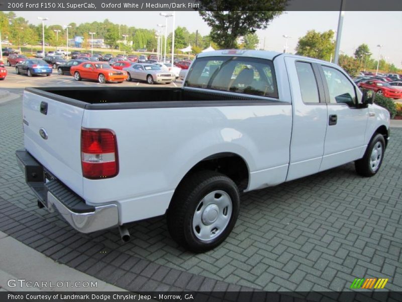 Oxford White / Medium/Dark Flint 2006 Ford F150 XL SuperCab