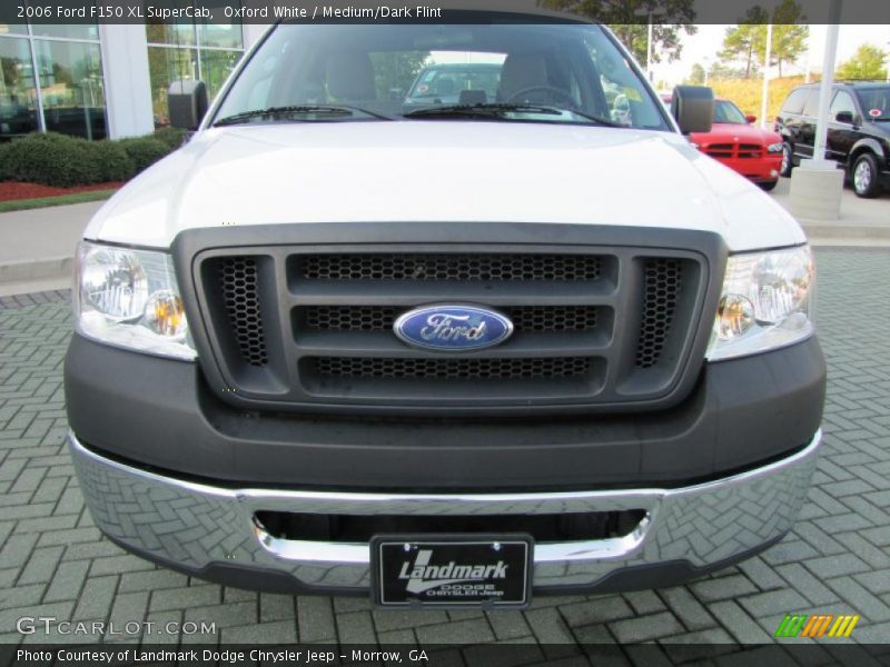 Oxford White / Medium/Dark Flint 2006 Ford F150 XL SuperCab