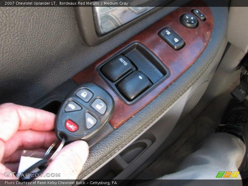 Bordeaux Red Metallic / Medium Gray 2007 Chevrolet Uplander LT