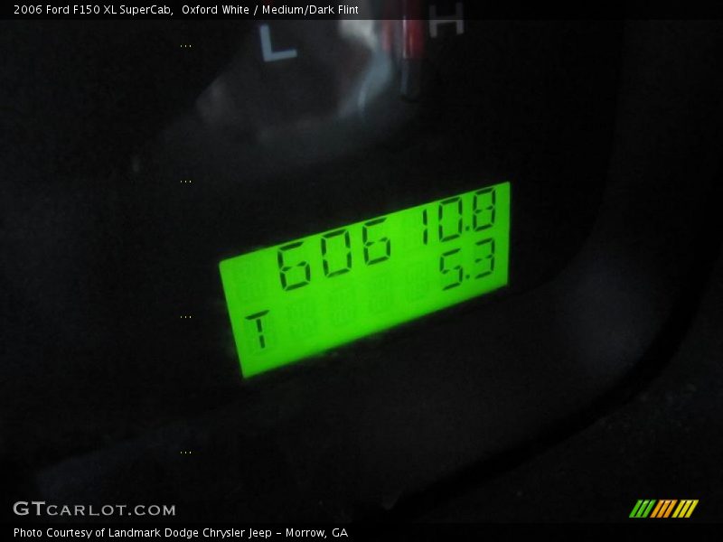 Oxford White / Medium/Dark Flint 2006 Ford F150 XL SuperCab