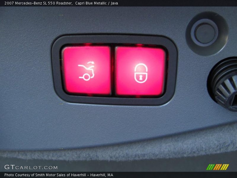 Capri Blue Metallic / Java 2007 Mercedes-Benz SL 550 Roadster