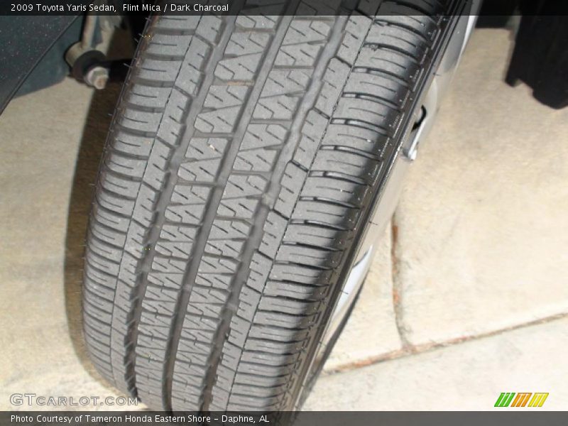 Flint Mica / Dark Charcoal 2009 Toyota Yaris Sedan