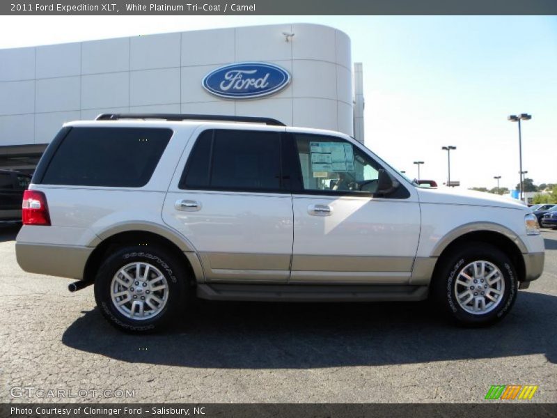 White Platinum Tri-Coat / Camel 2011 Ford Expedition XLT