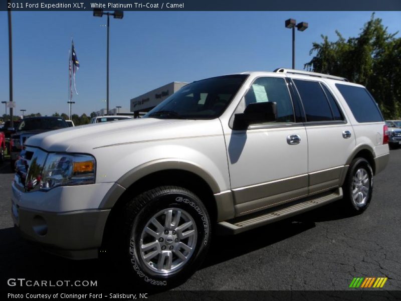 White Platinum Tri-Coat / Camel 2011 Ford Expedition XLT