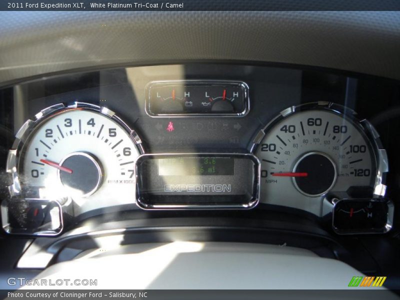 White Platinum Tri-Coat / Camel 2011 Ford Expedition XLT