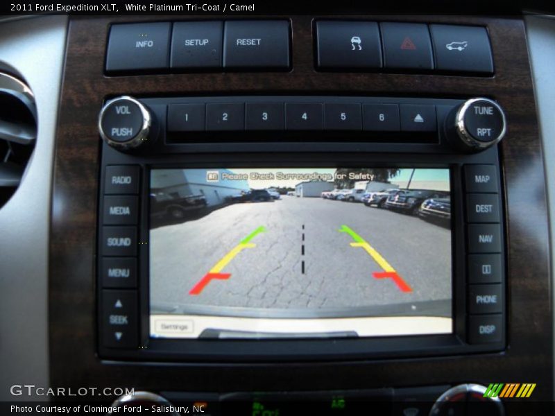 White Platinum Tri-Coat / Camel 2011 Ford Expedition XLT