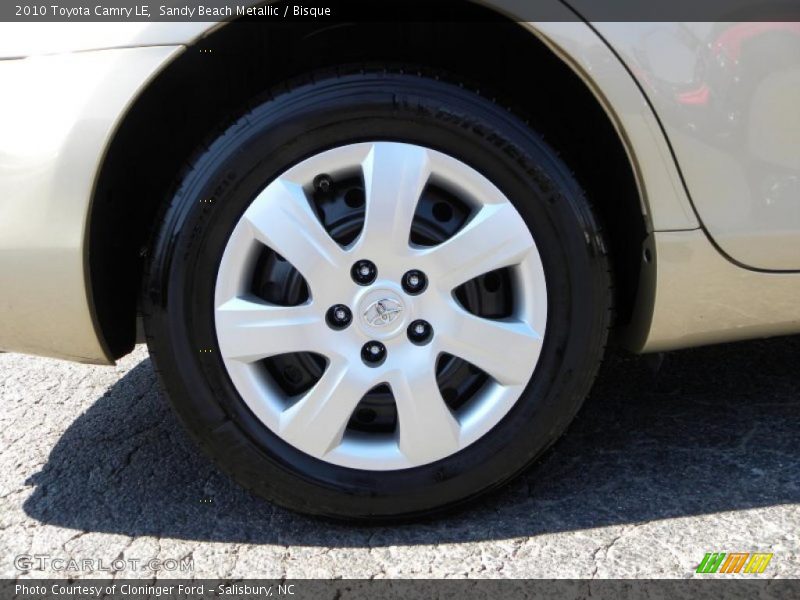 Sandy Beach Metallic / Bisque 2010 Toyota Camry LE