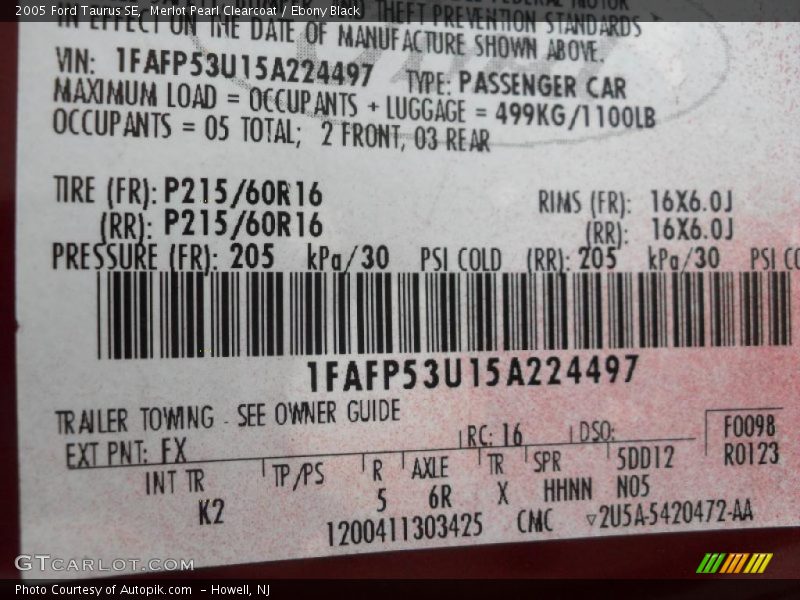 Merlot Pearl Clearcoat / Ebony Black 2005 Ford Taurus SE