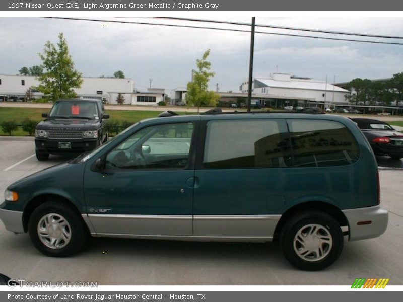 Light Argentine Green Metallic / Graphite Gray 1997 Nissan Quest GXE