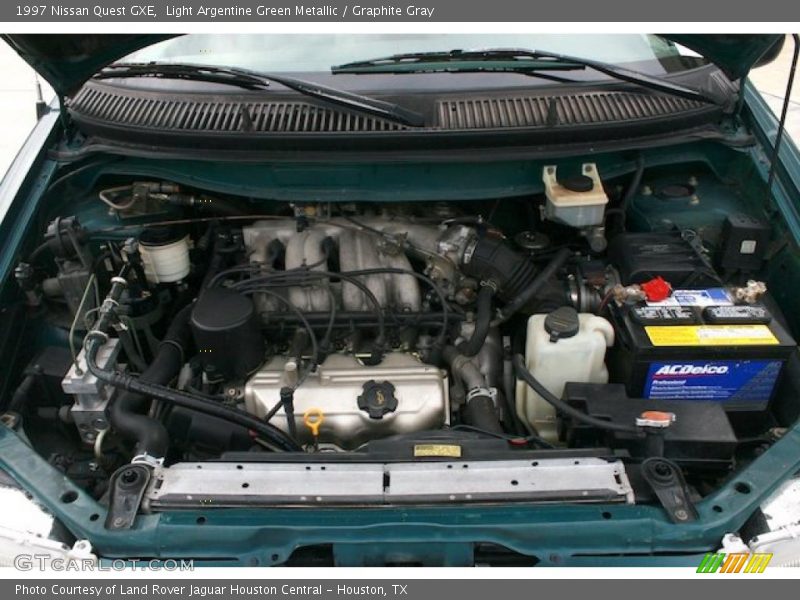 Light Argentine Green Metallic / Graphite Gray 1997 Nissan Quest GXE