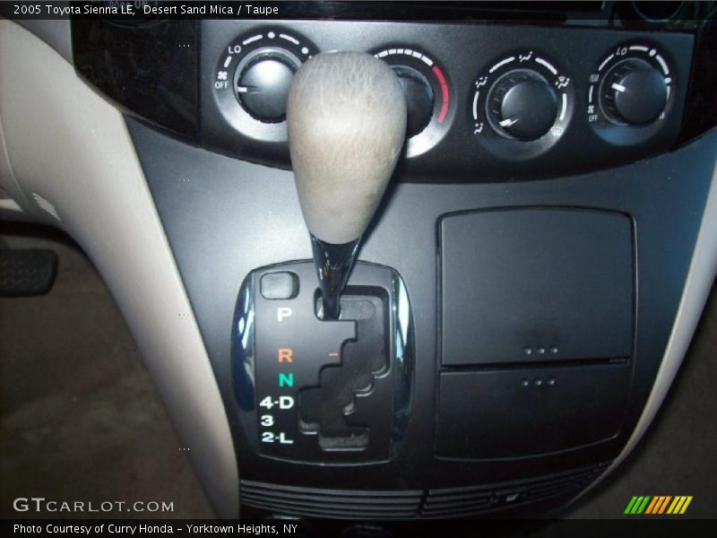 Desert Sand Mica / Taupe 2005 Toyota Sienna LE