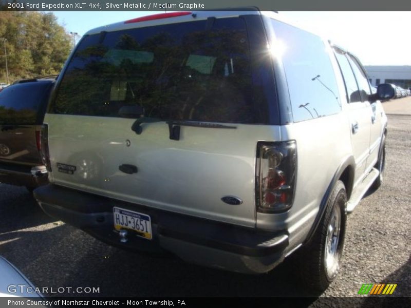 Silver Metallic / Medium Graphite 2001 Ford Expedition XLT 4x4