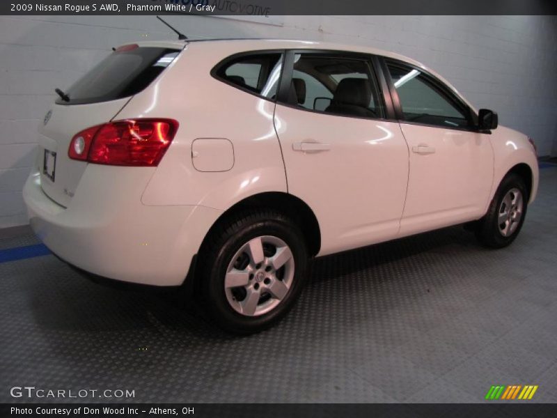 Phantom White / Gray 2009 Nissan Rogue S AWD