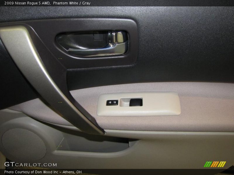 Phantom White / Gray 2009 Nissan Rogue S AWD