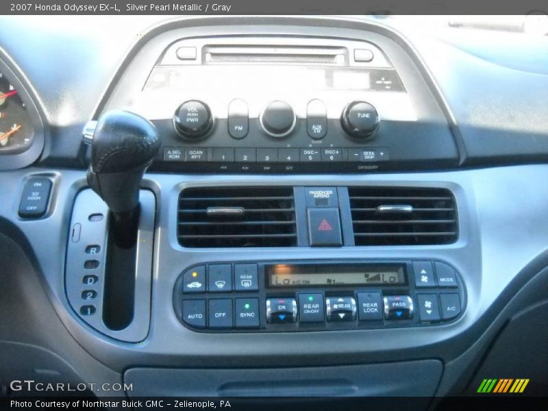 Silver Pearl Metallic / Gray 2007 Honda Odyssey EX-L