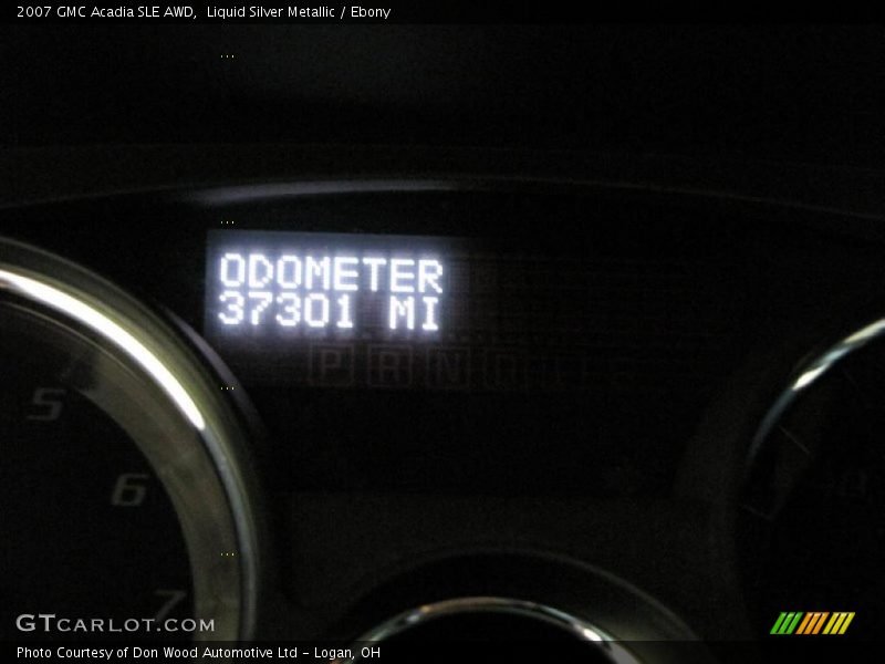 Liquid Silver Metallic / Ebony 2007 GMC Acadia SLE AWD