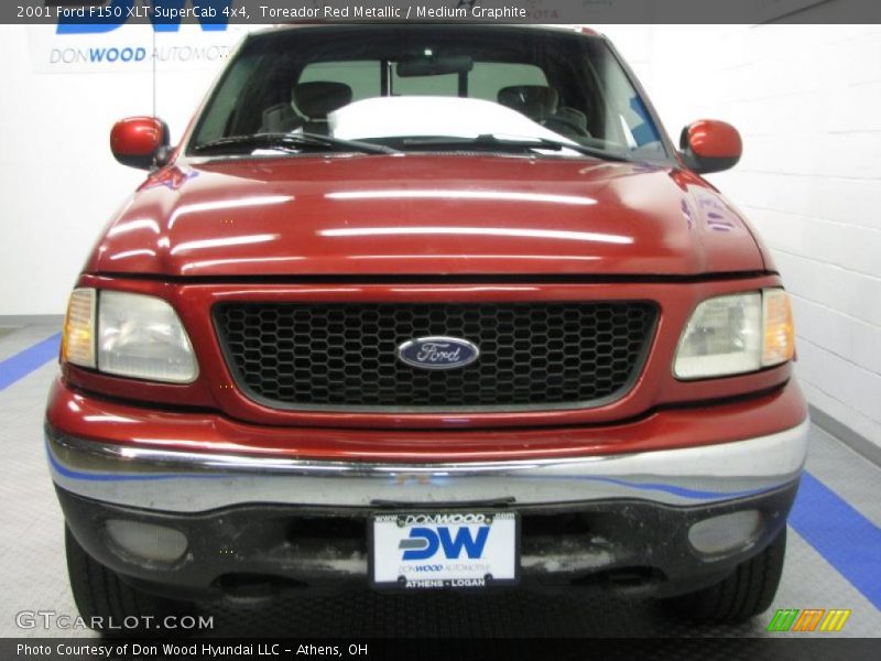 Toreador Red Metallic / Medium Graphite 2001 Ford F150 XLT SuperCab 4x4