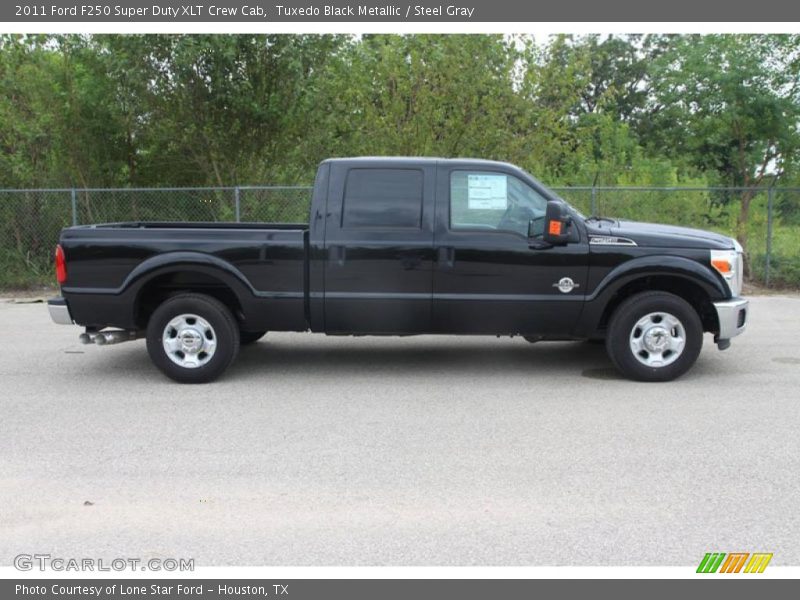 Tuxedo Black Metallic / Steel Gray 2011 Ford F250 Super Duty XLT Crew Cab