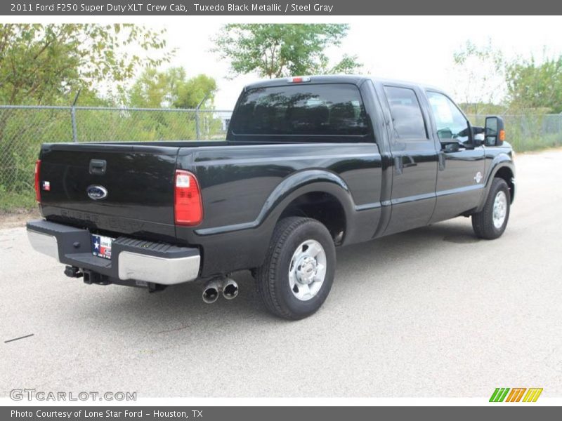 Tuxedo Black Metallic / Steel Gray 2011 Ford F250 Super Duty XLT Crew Cab
