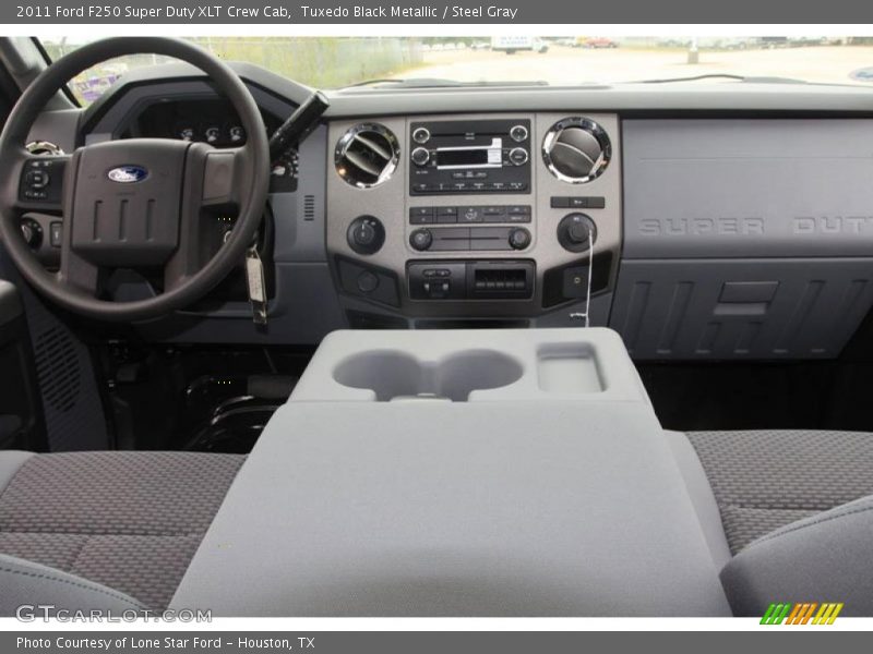 Tuxedo Black Metallic / Steel Gray 2011 Ford F250 Super Duty XLT Crew Cab