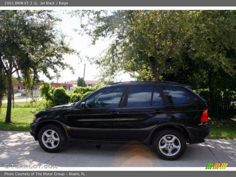 Jet Black / Beige 2001 BMW X5 3.0i