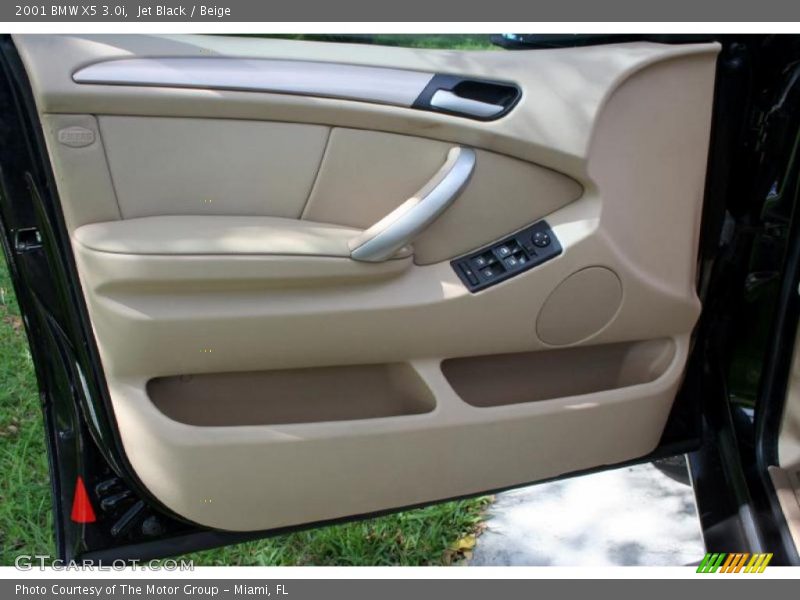 Jet Black / Beige 2001 BMW X5 3.0i