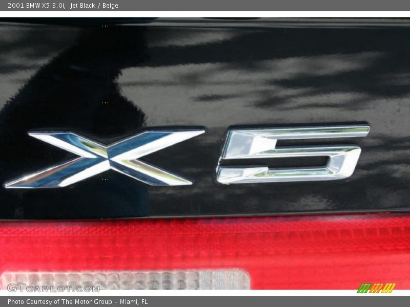 Jet Black / Beige 2001 BMW X5 3.0i