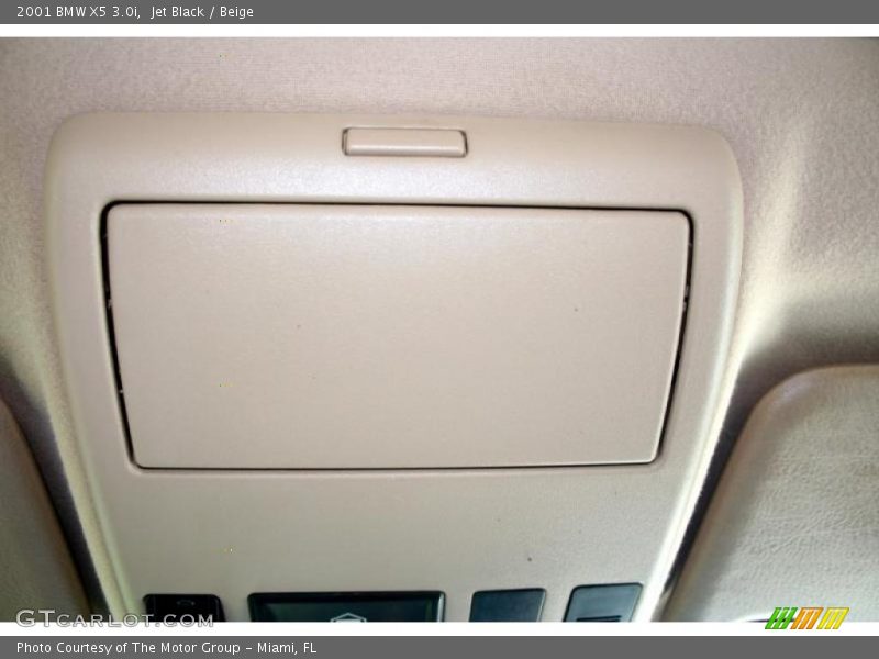 Jet Black / Beige 2001 BMW X5 3.0i