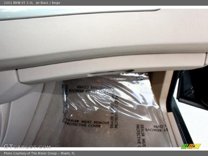 Jet Black / Beige 2001 BMW X5 3.0i