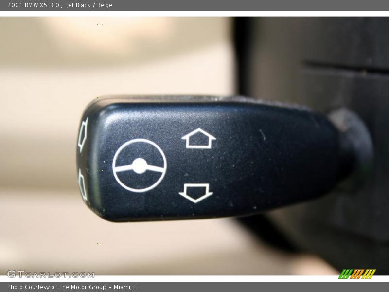 Jet Black / Beige 2001 BMW X5 3.0i