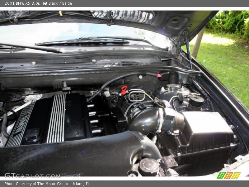Jet Black / Beige 2001 BMW X5 3.0i