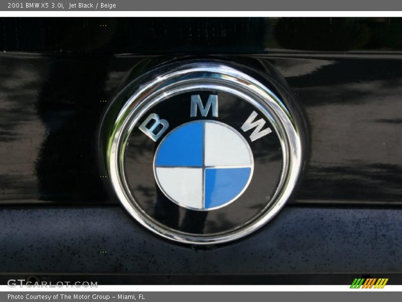 Jet Black / Beige 2001 BMW X5 3.0i