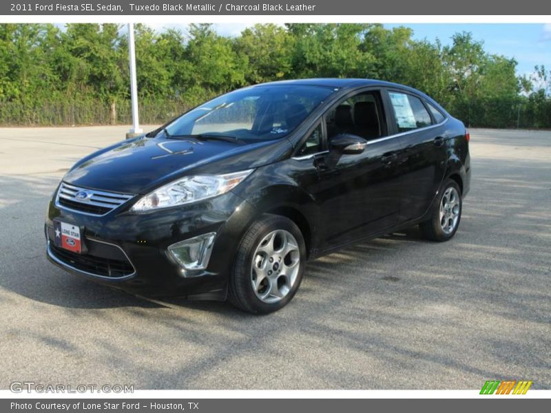 Tuxedo Black Metallic / Charcoal Black Leather 2011 Ford Fiesta SEL Sedan