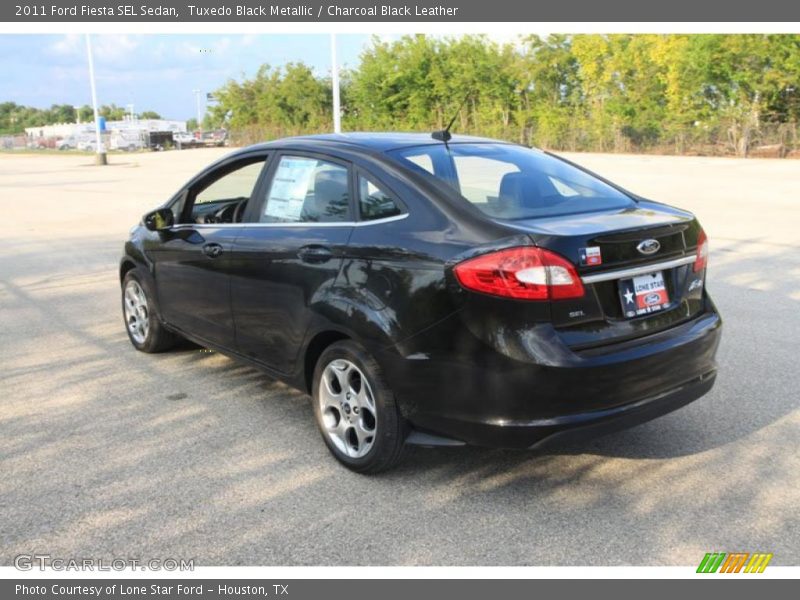 Tuxedo Black Metallic / Charcoal Black Leather 2011 Ford Fiesta SEL Sedan