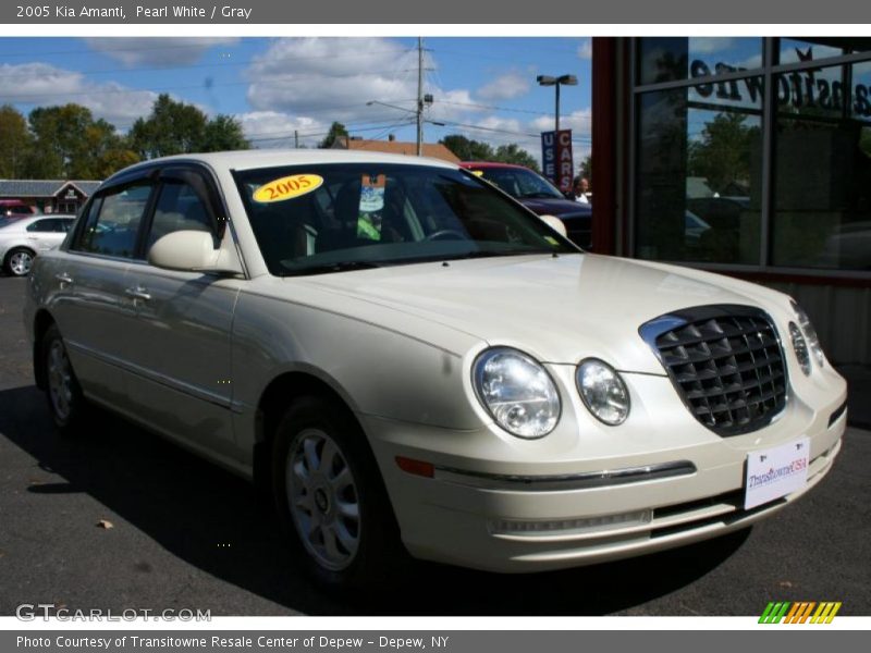 Pearl White / Gray 2005 Kia Amanti