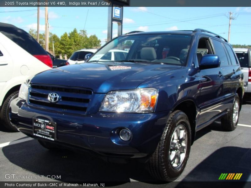 Indigo Ink Pearl / Gray 2005 Toyota Highlander V6 4WD