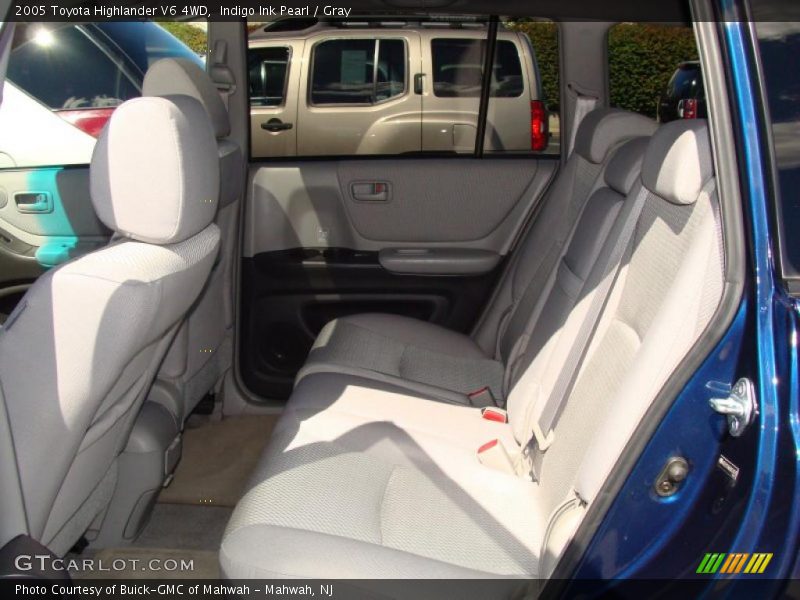 Indigo Ink Pearl / Gray 2005 Toyota Highlander V6 4WD