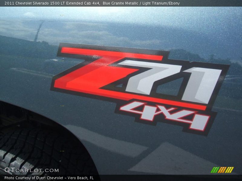 Blue Granite Metallic / Light Titanium/Ebony 2011 Chevrolet Silverado 1500 LT Extended Cab 4x4
