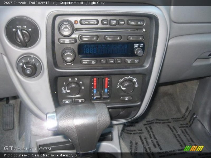 Graphite Metallic / Light Gray 2007 Chevrolet TrailBlazer LS 4x4
