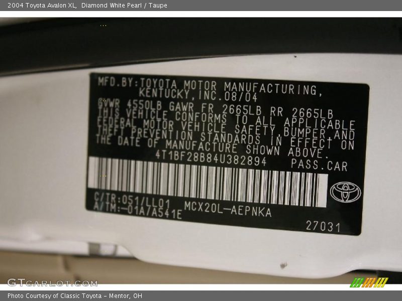 Diamond White Pearl / Taupe 2004 Toyota Avalon XL