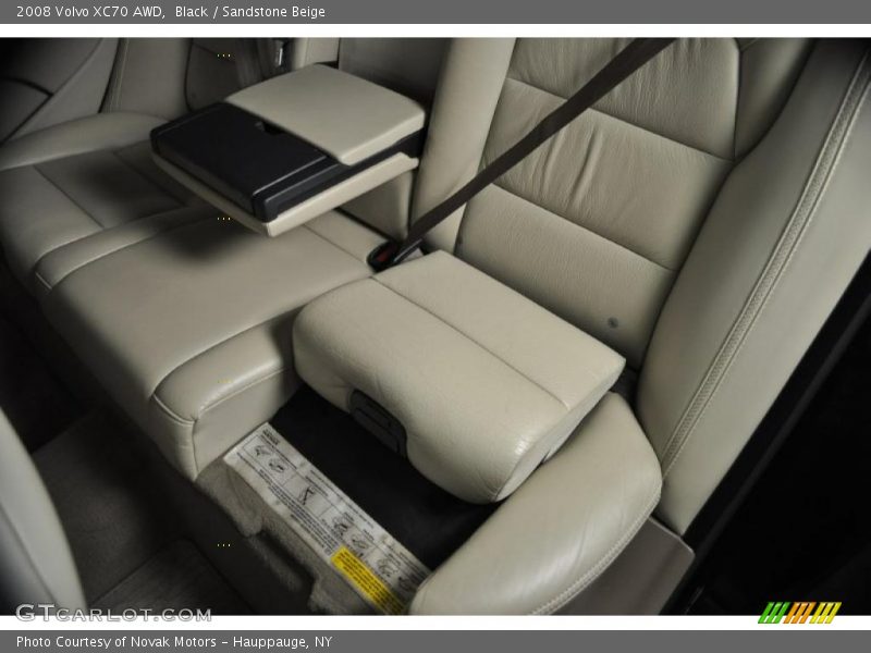 Black / Sandstone Beige 2008 Volvo XC70 AWD